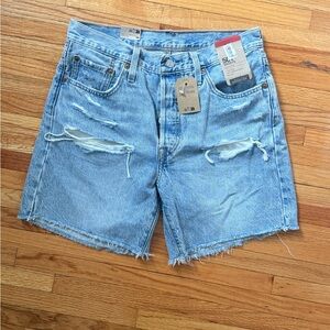 Distressed Light Blue Levi’s Denim Shorts